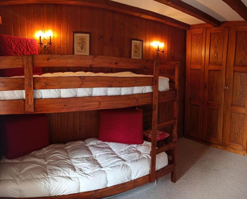 Cozy Apartment In The Heart Of The Alps Château-d'Oex Eksteriør billede