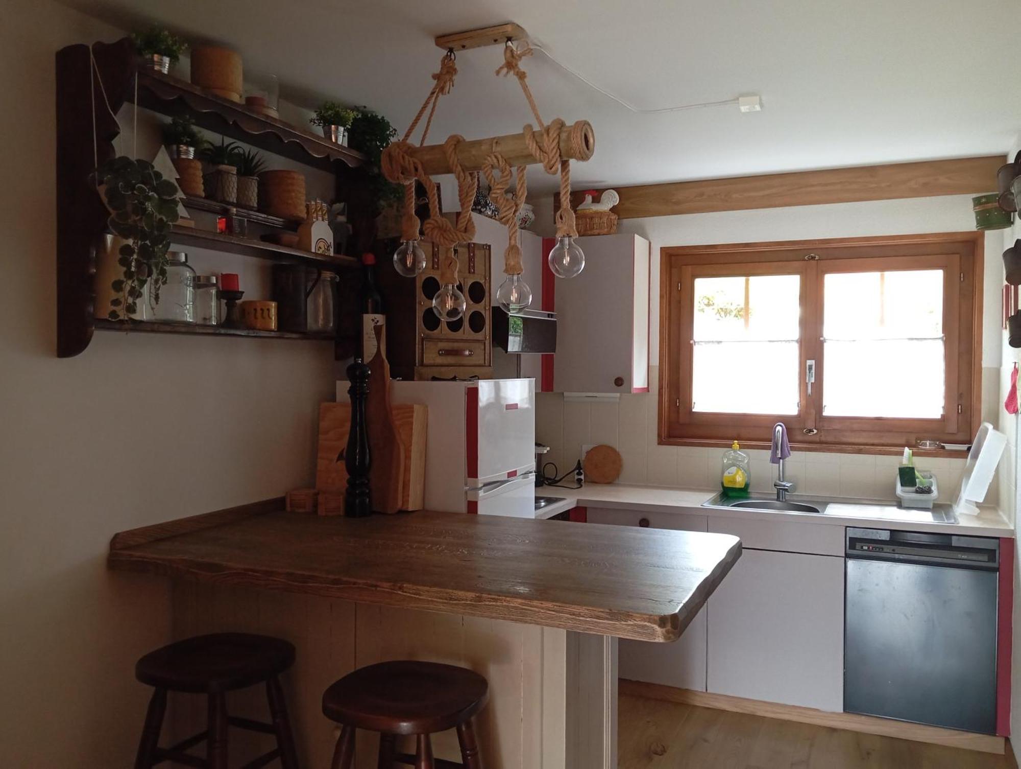 Cozy Apartment In The Heart Of The Alps Château-d'Oex Eksteriør billede